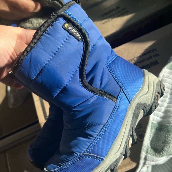 Kids' Vibrant Blue Snow Boots - Picture 4 of 5